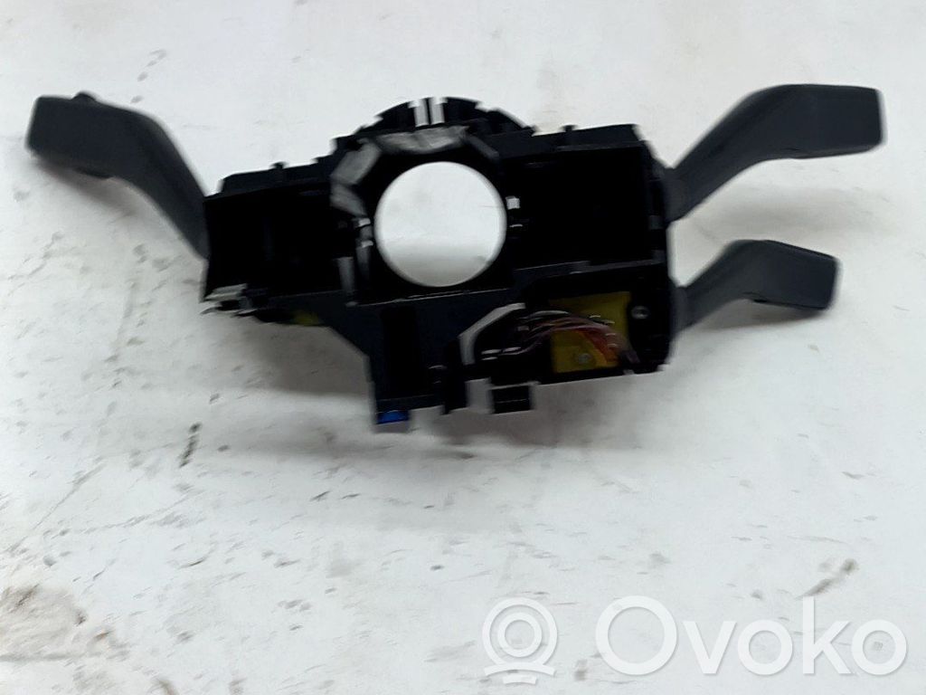 Audi A3 S3 8L Pulsanti/interruttori sul volante 