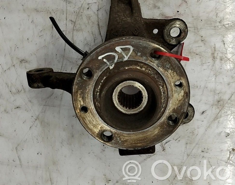 Achsschenkel vorne   8200345945