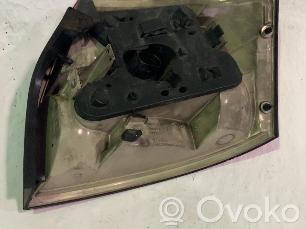 Audi A4 S4 B6 8E 8H Bec lampă spate 