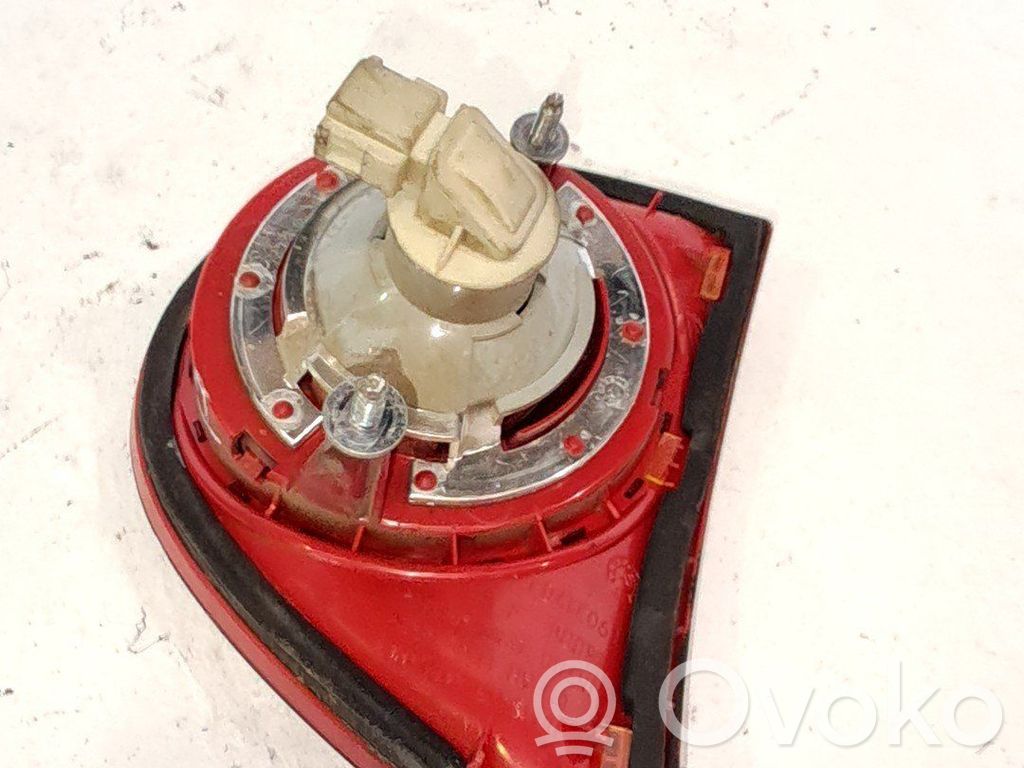 Volkswagen Golf IV Ampoule, feu stop / feu arrière