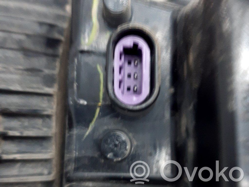 Takavalon polttimo   K68078516AE