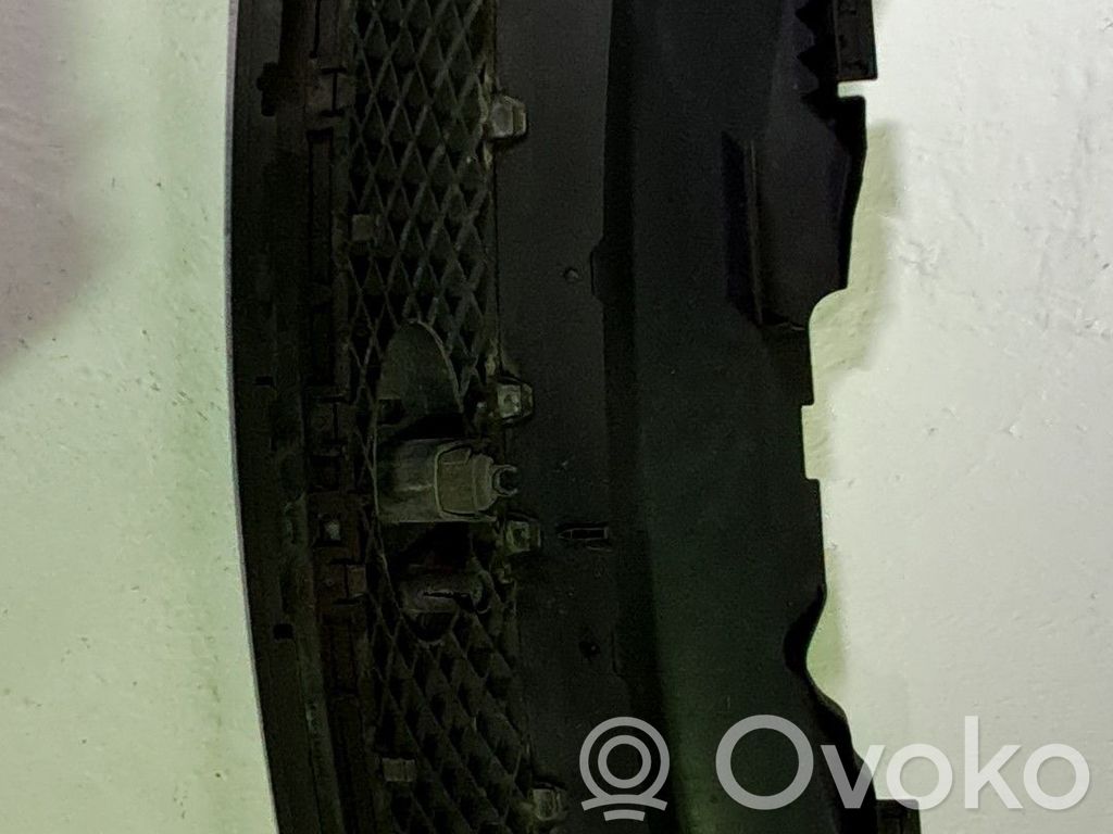 Ford Focus Grilă față 