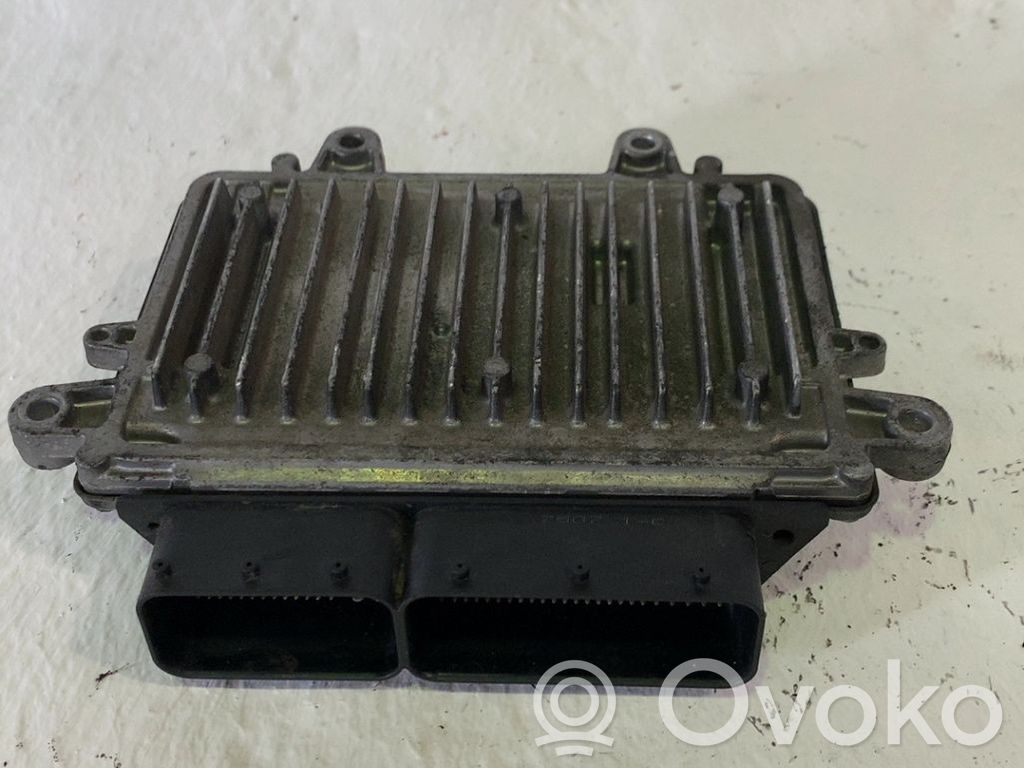 Mercedes-Benz A W169 Unitate control motor/modul ECU 