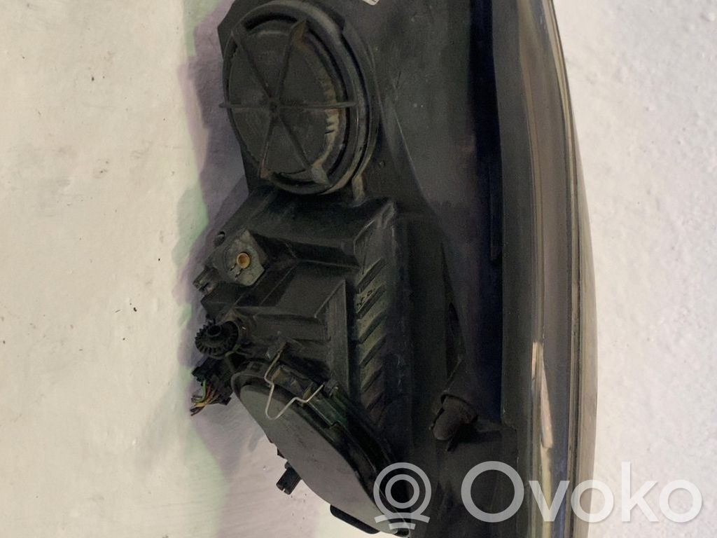 Headlight/headlamp   93189362