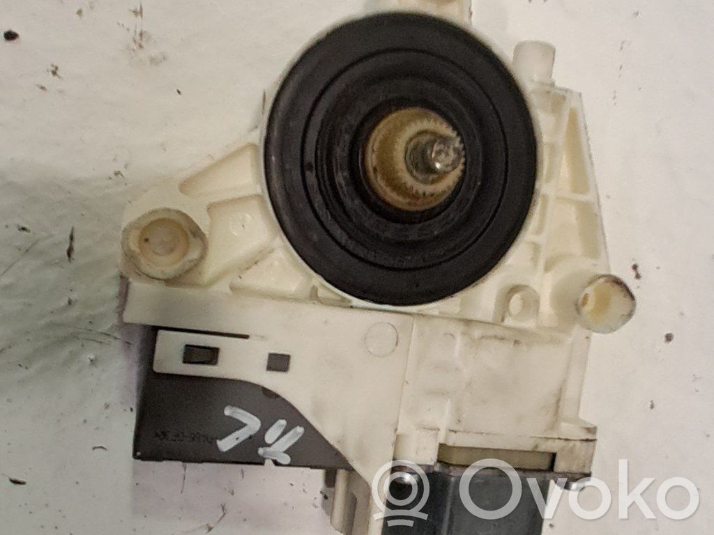 Peugeot 407 Motorino alzacristalli della portiera anteriore