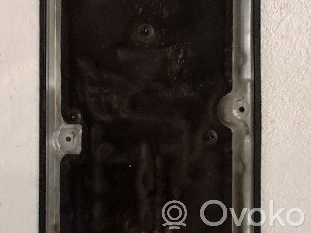 Couvercle cache moteur   990E72475R