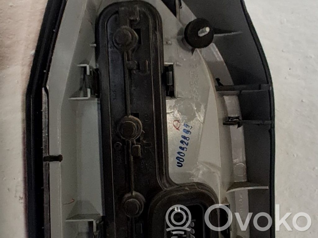 Opel Zafira A Takavalon polttimo 