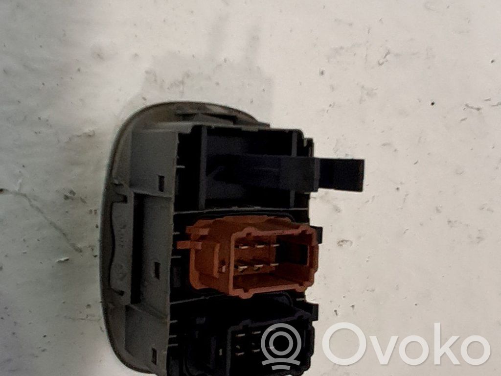 Opel Vivaro Interruptores/botones de la columna de dirección 