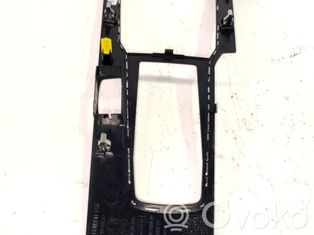 Peugeot 508 II Cornice cruscotto 