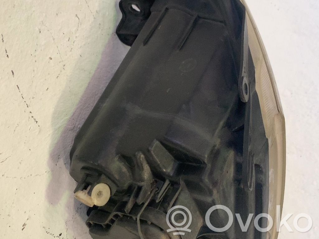 Headlight/headlamp   6205Z6