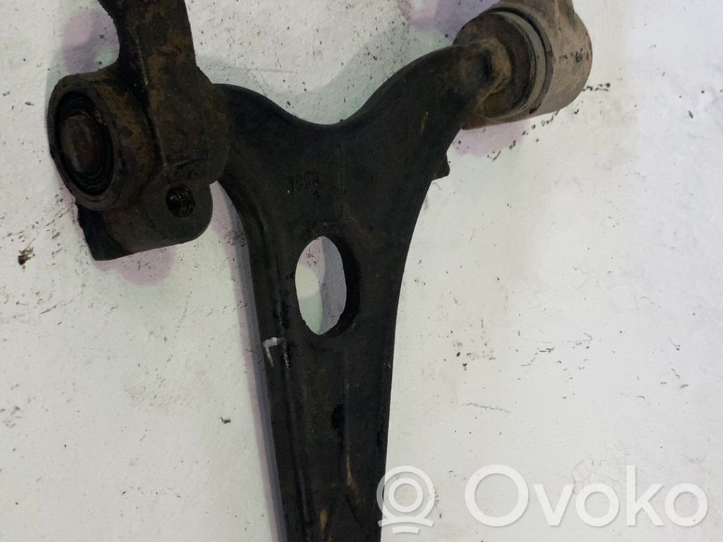 Querlenker Achsschenkel vorne   3520R8