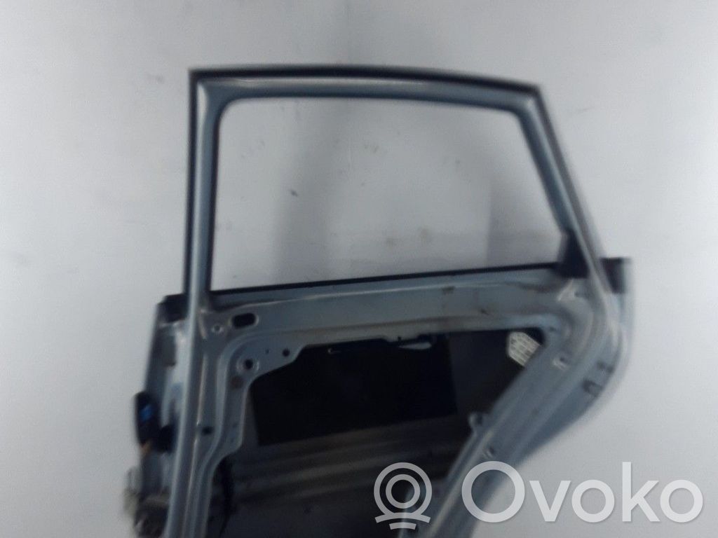 Puerta trasera   6L4833056T