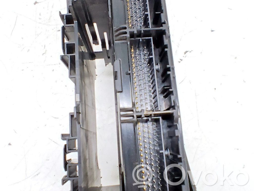 Engine control unit/module ECU   8998102210