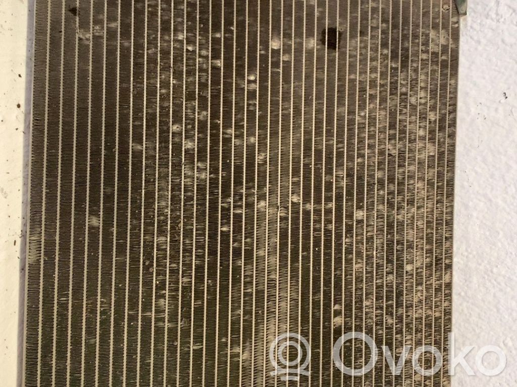 Opel Vivaro Radiator răcire A/C (condensor) 