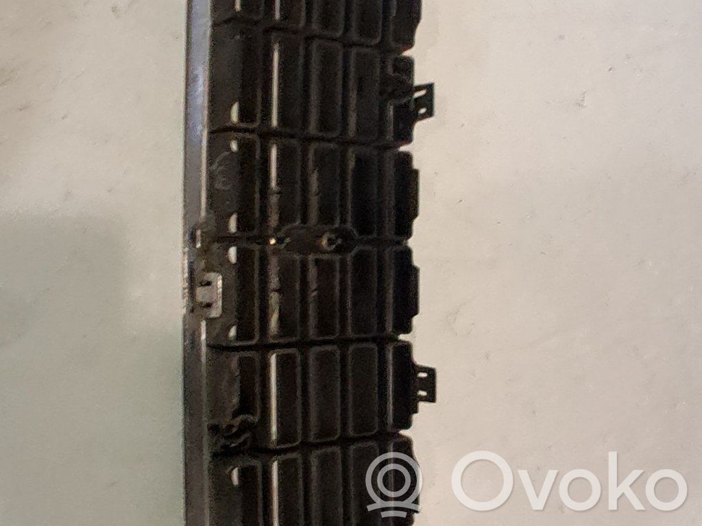 Grilă față   9151881