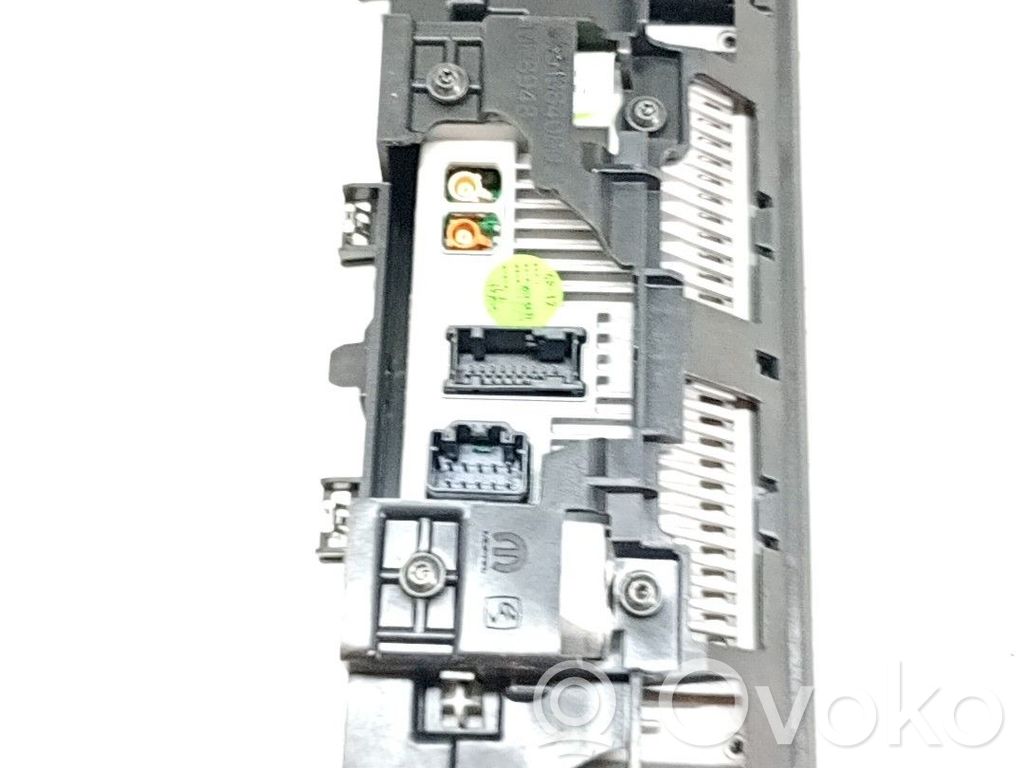 Citroen Jumpy Radio/CD/DVD/GPS head unit 