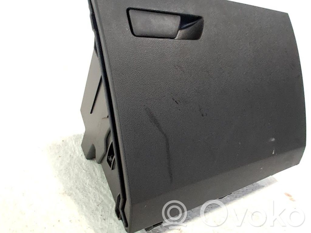 Guantera   5F1857095KVS9