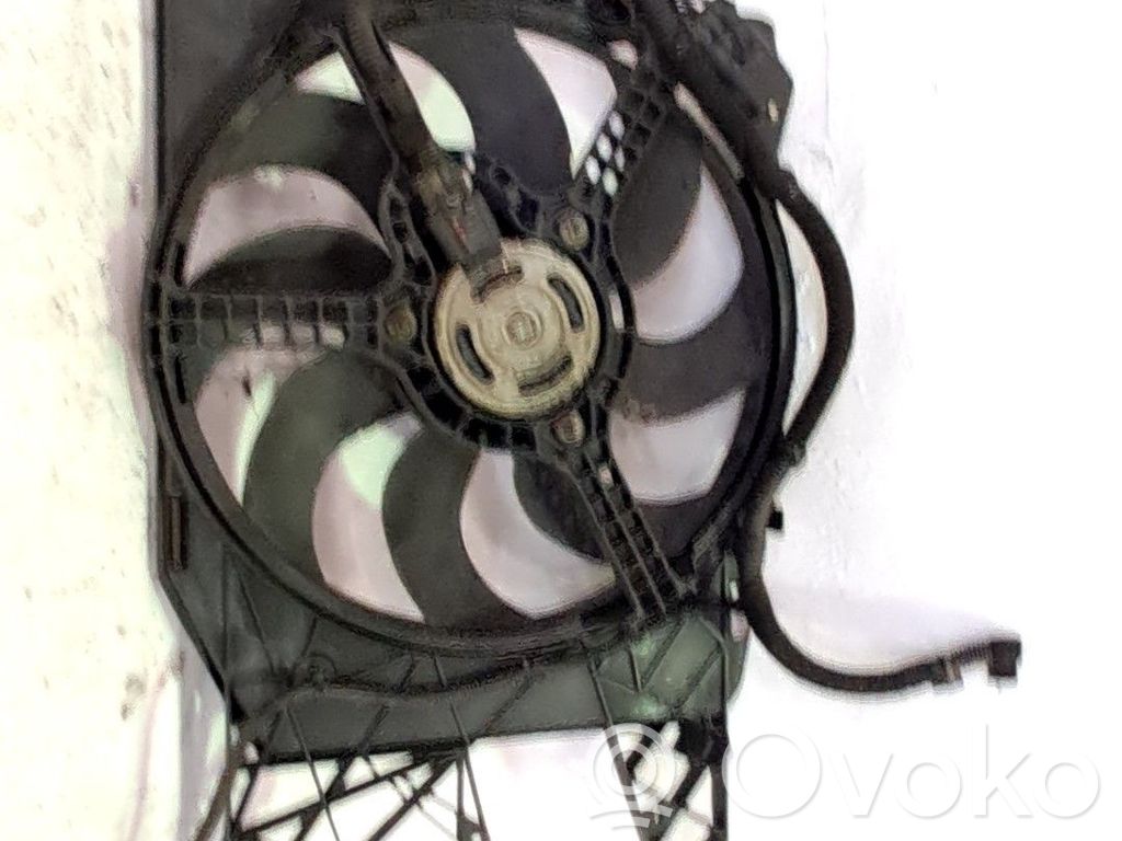 Opel Corsa D Ventilador de refrigeración 