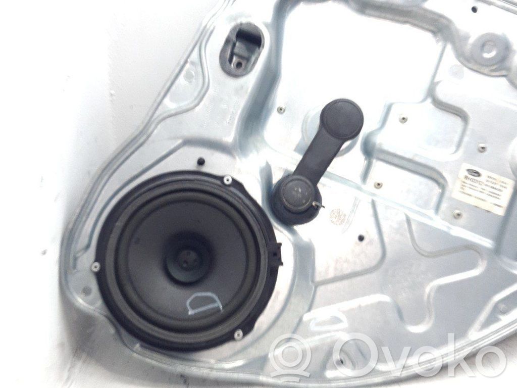 Regulador manual de la ventanilla trasera   1480304,4M51A045H22BB