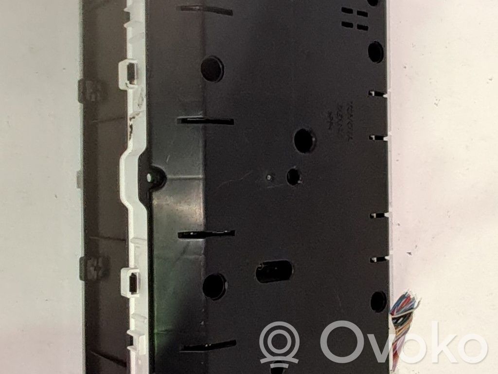 Toyota Corolla Verso AR10 Tachimetro (quadro strumenti) 