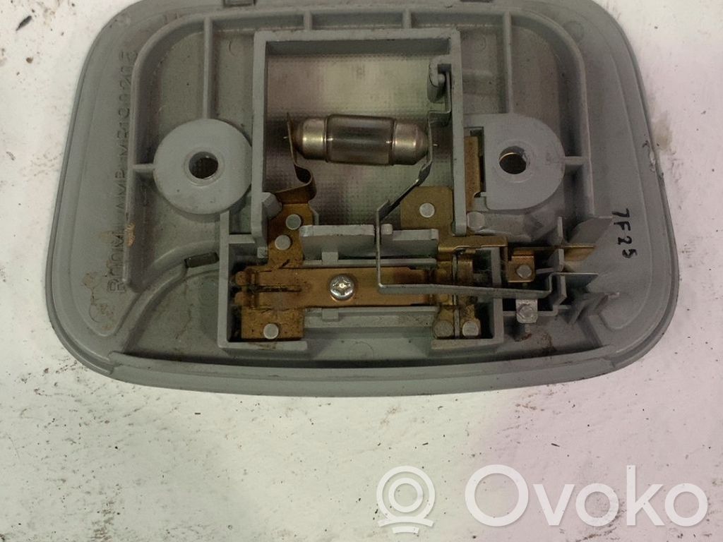 Panel oświetlenia wnętrza kabiny   MR190205