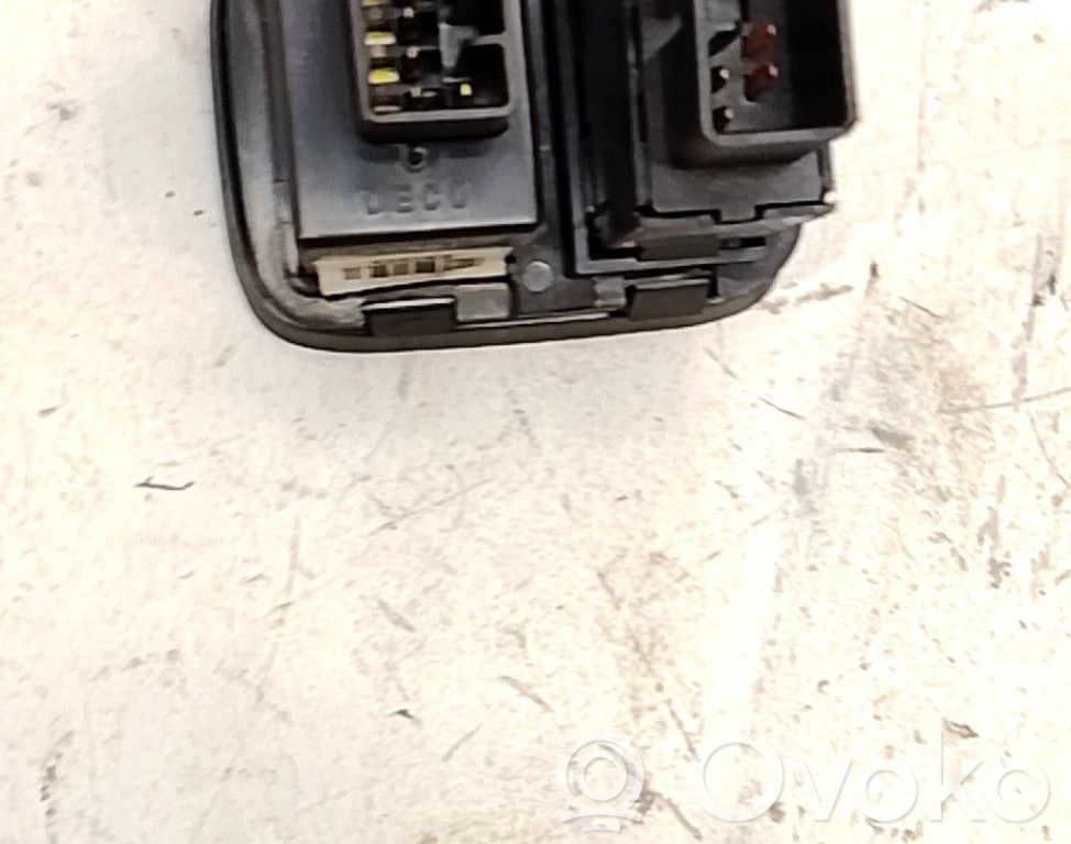 Headlight level height control switch   9337025000
