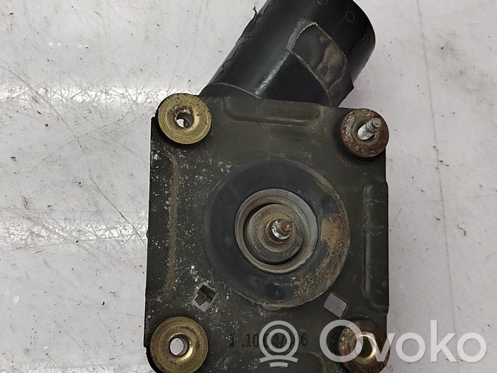 Scheinwerferwischermotor   288102X800