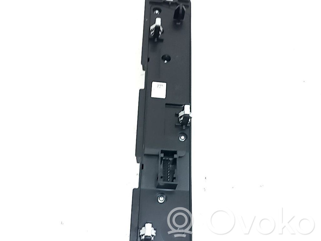 Panel klimatyzacji   9828018177