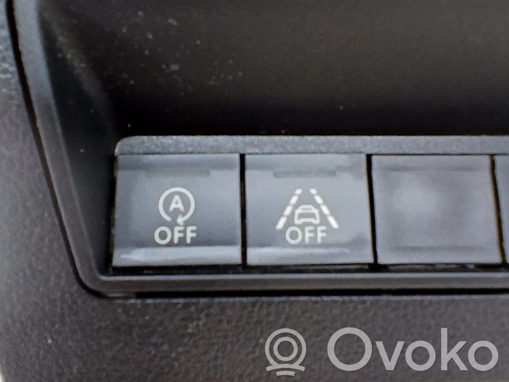 Boutons / interrupteurs volant   98125550ZD