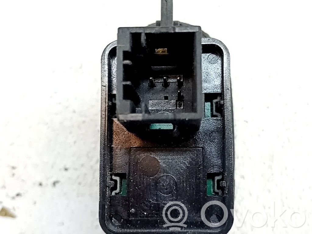 Interruptor del elevalunas eléctrico   6554L7