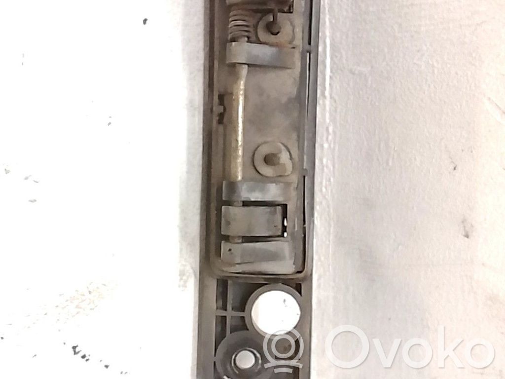 KIA Carnival Manecilla de la puerta trasera maletero 