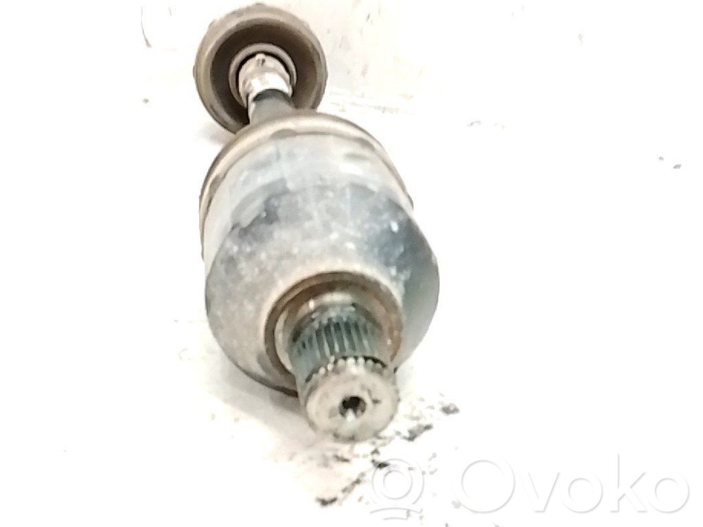 Etuvetoakseli   52116197