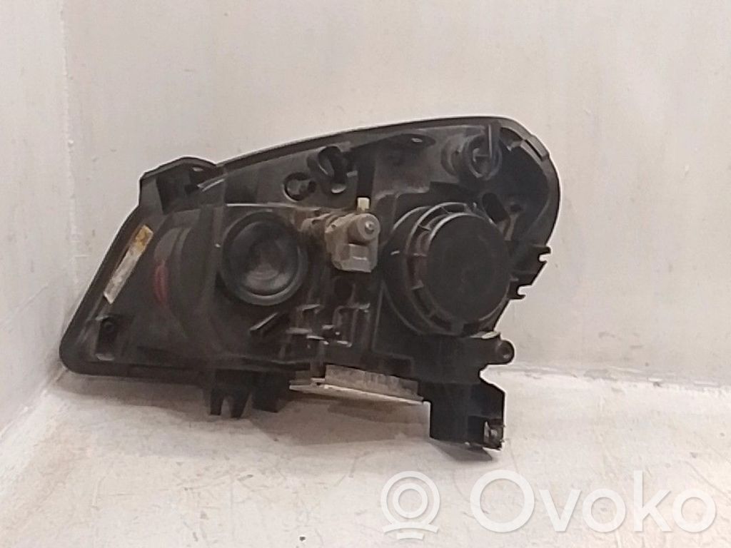 Scheinwerfer   26010JD91A