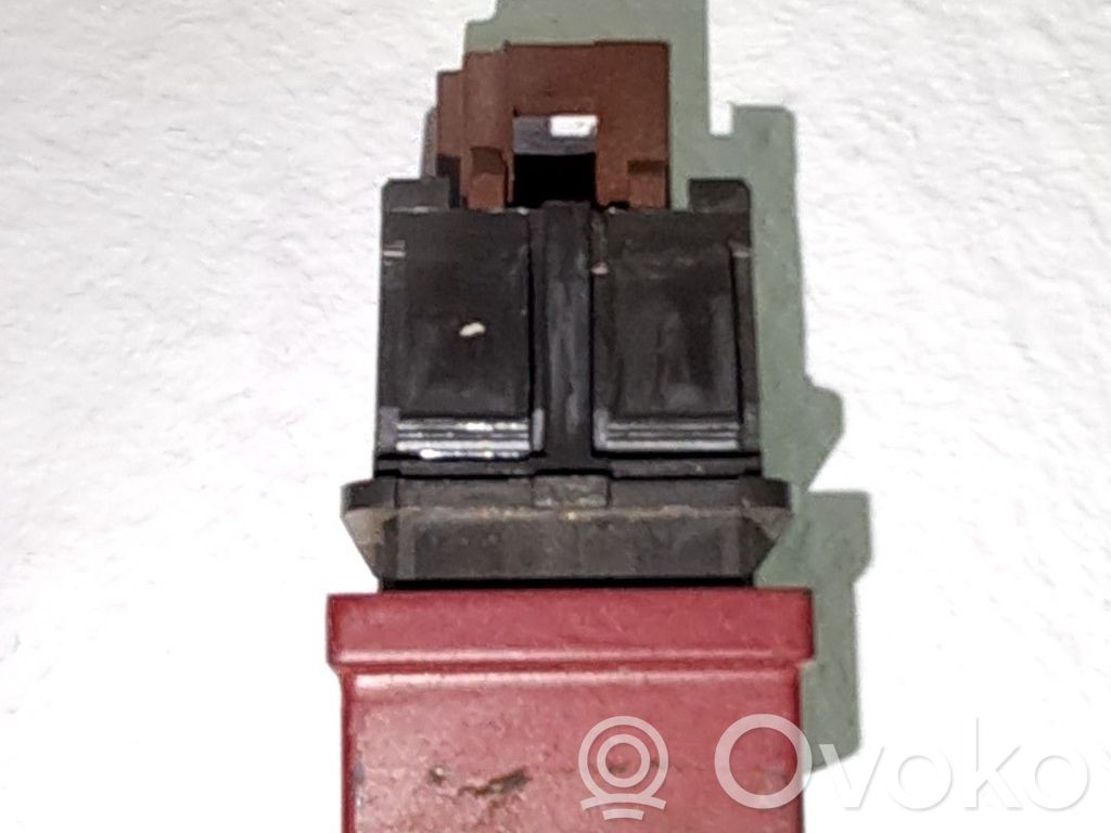 Schalter Warnblinkanlage   6554RQ