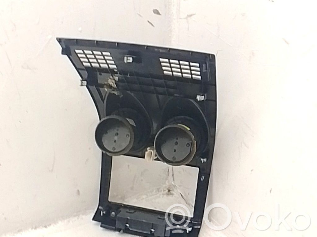 Comutator lumini pericol   68260JD92A,25290JD000