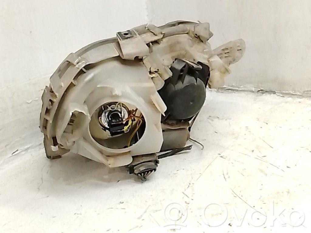 Phare frontale   Q0013464V003000000