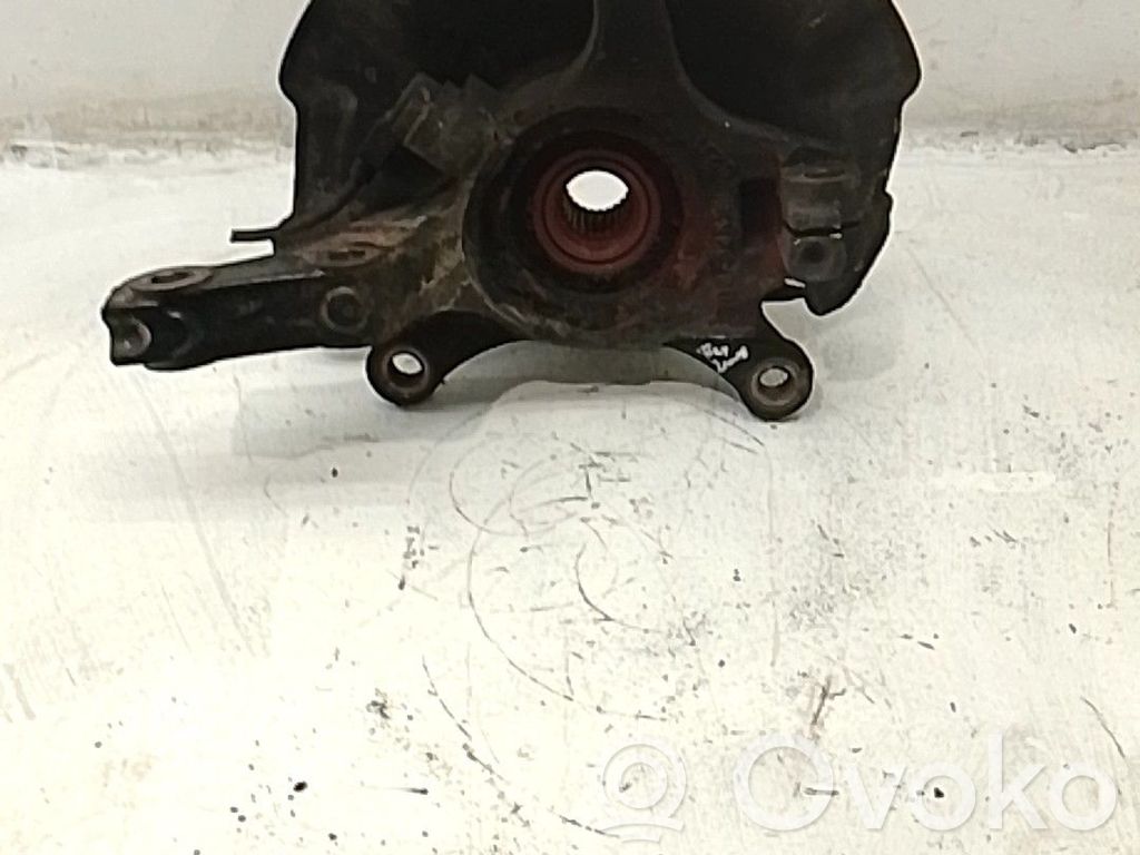 Suzuki Swift Cultus Achsschenkel vorne