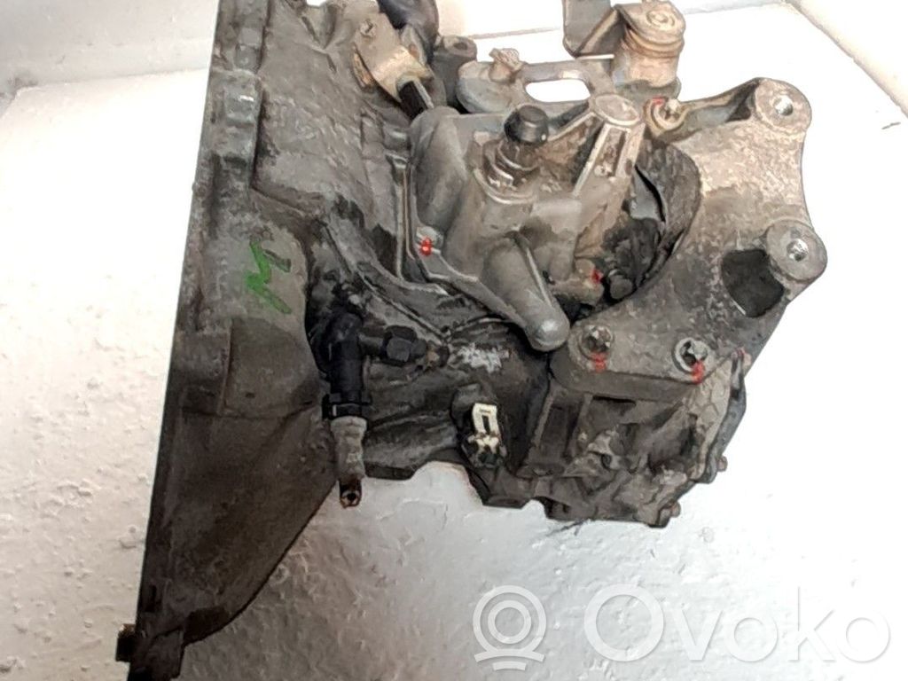 Opel Corsa D Boîte de vitesses manuelle à 5 vitesses