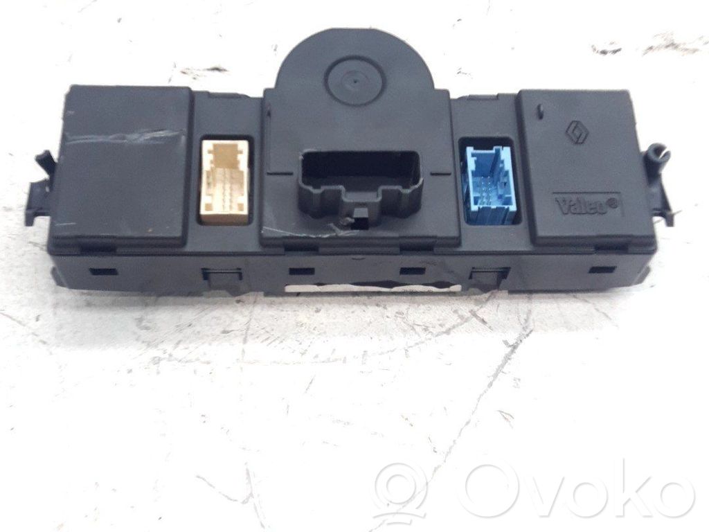 Unitate control climatizare   7701208975
