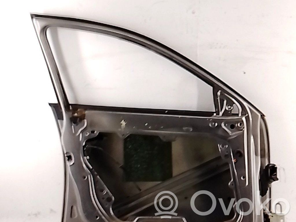 Puerta delantera   6L4831055S