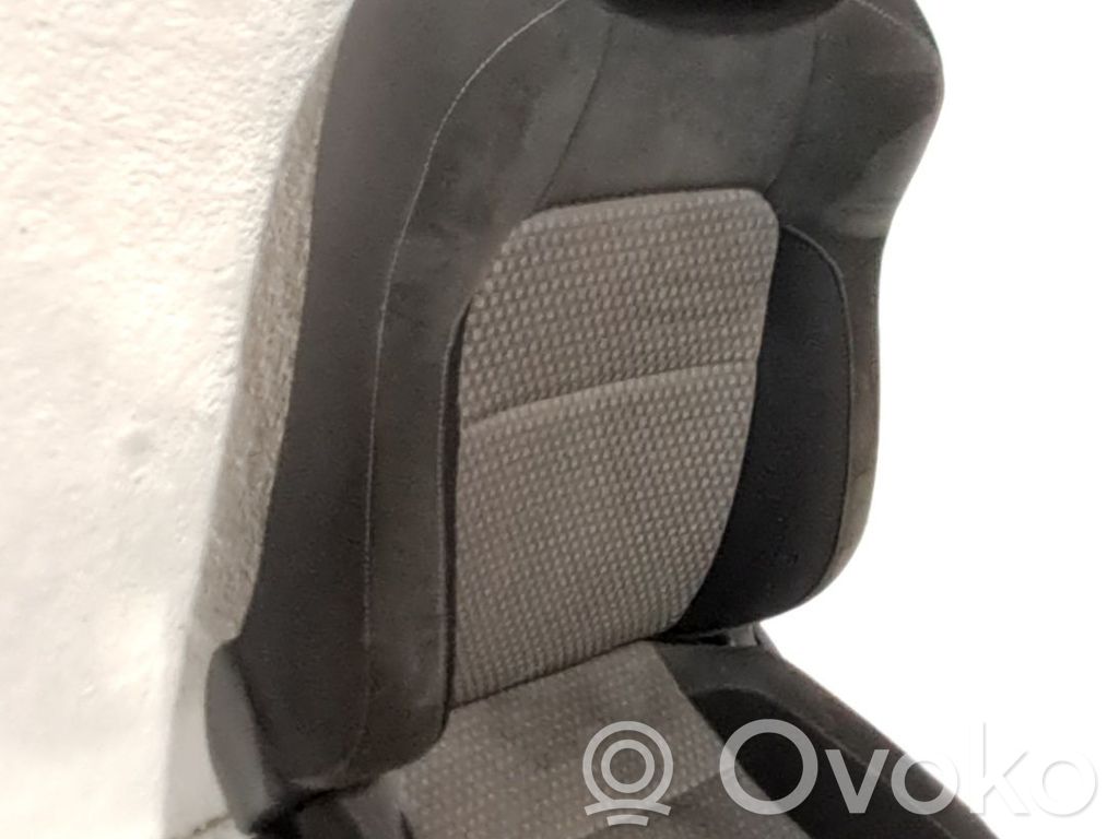 Toyota Auris 150 Asiento delantero del conductor 
