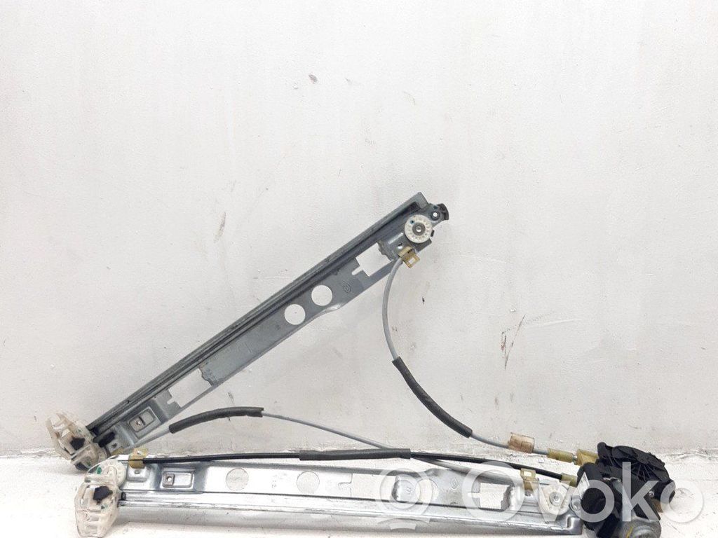 Regulador de ventanilla eléctrico de puerta delantera   8201010925
