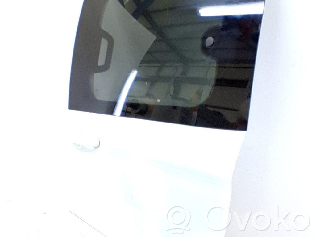 Ford Transit Courier Šoninės slankiojančios durys 
