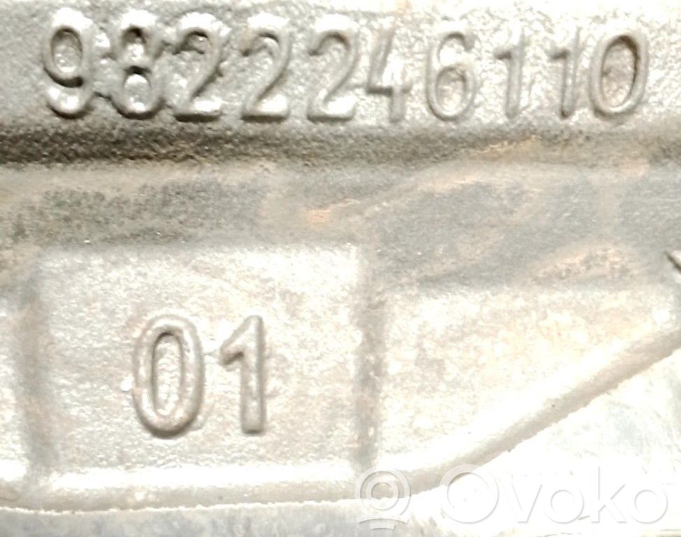 Zylinderkopf   1628931180