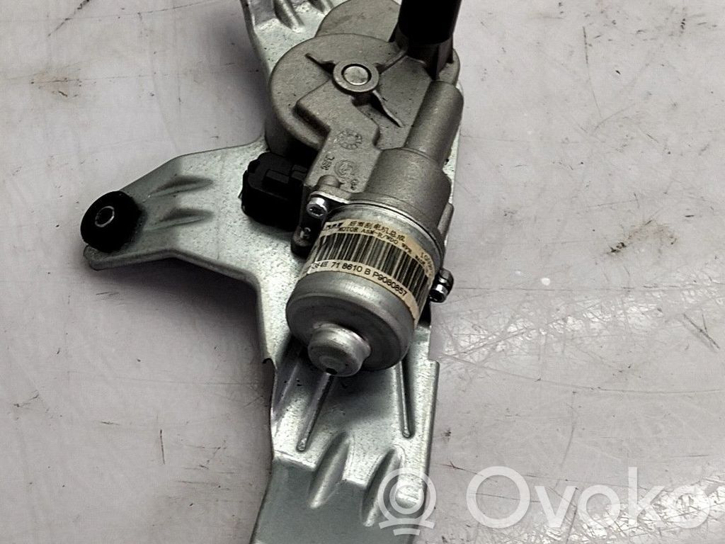 Motor del limpiaparabrisas trasero   10568610