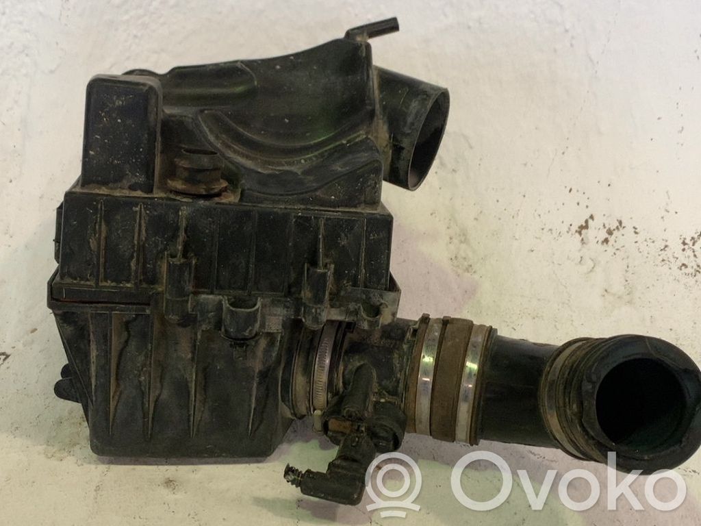 Air filter box   39011870