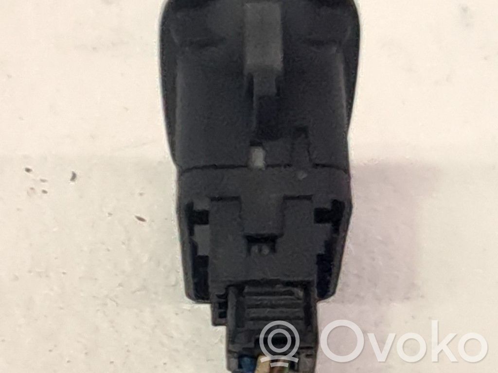 Citroen Berlingo Otros interruptores/perillas/selectores 