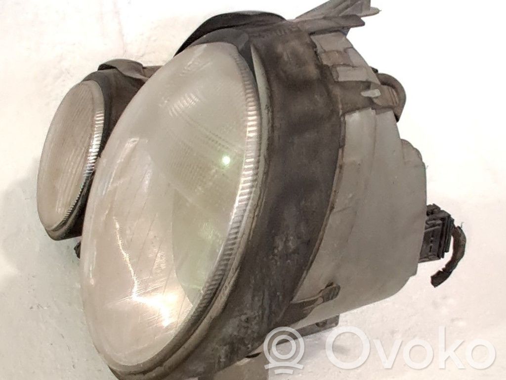 Scheinwerfer   A2108203961