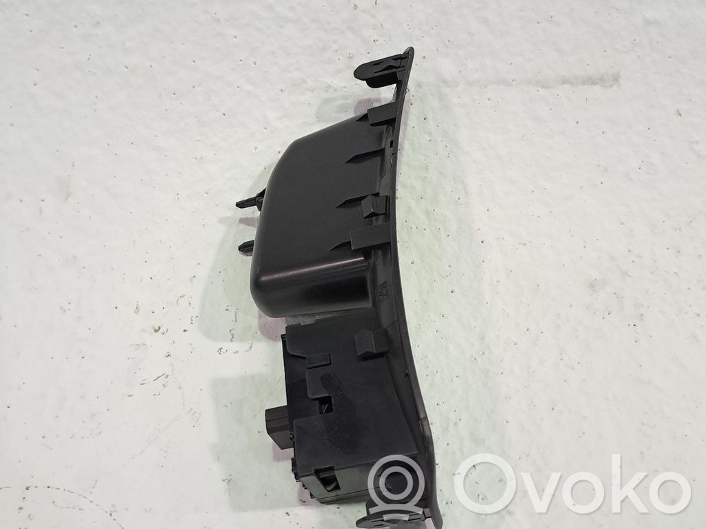 Toyota Yaris Przyciski szyb 