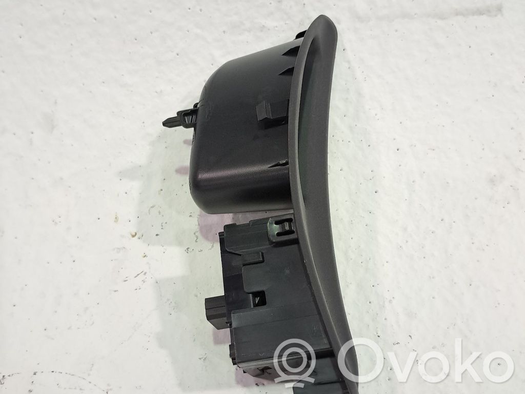 Toyota Yaris Przyciski szyb 